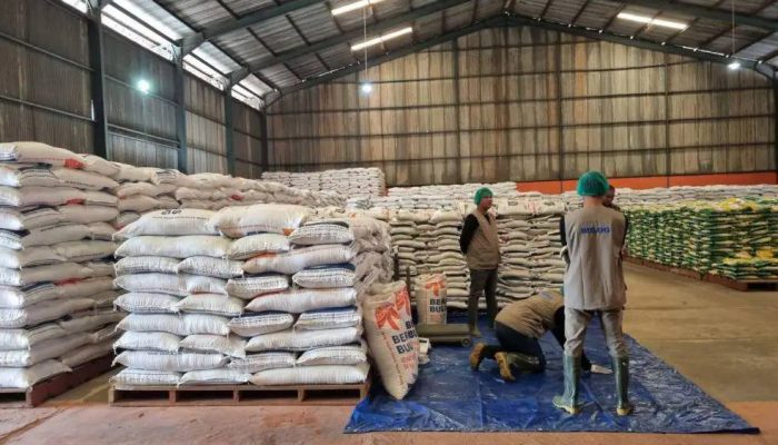 SKB Lintas Kementerian Percepat Pembangunan 100 Gudang Bulog Serap Gabah Petani.