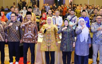 Gubernur Khofifah Tandatangani Nota Kesepakatan Pemprov Jatim dengan BPS RI, Optimis Tingkatkan Presisi Data Sasaran dan Kemanfaatan Program Pembangunan