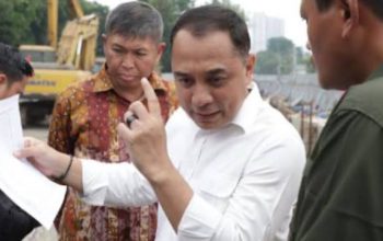 Sidak Mengejutkan: Eri Cahyadi Temukan Proyek Rumah Pompa Masih Amburadul, Kontraktor Terjepit Tenggat