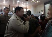 Prabowo Instruksikan Percepatan Perbaikan Jalur Transportasi dan Listrik di Sumatera