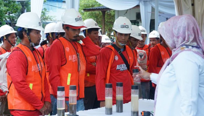 Serentak di Lima Provinsi, Program Sertifikasi Ahli Bangunan SIG Raih Rekor MURI