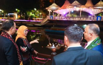 Gubernur Khofifah Ajak Uzbekistan Kembangkan Wisata Religi Berbasis Sejarah Islam