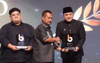Pulung Chausar Raih Tokoh Inspiratif Jatim 2026, Inisiasi Prasetya Media Summit, Komunikasi Publik Adaptif, Ekosistem Media, Transparansi