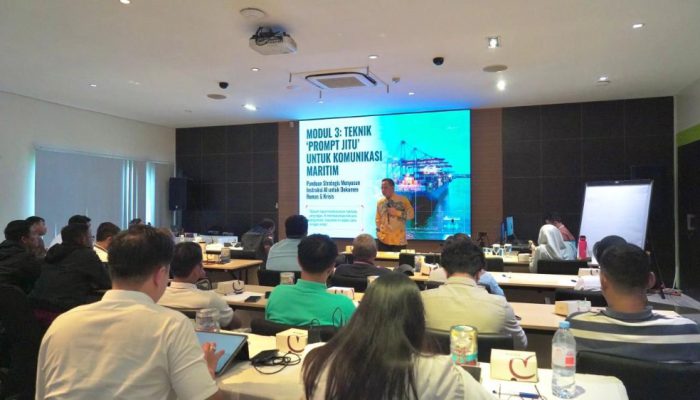 Pelatihan AI TTL Cetak Humas Adaptif dan Berbasis Data