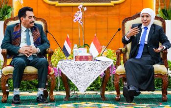 Gubernur Khofifah Bahas Pendidikan hingga Perdagangan Saat Terima Dubes Yaman