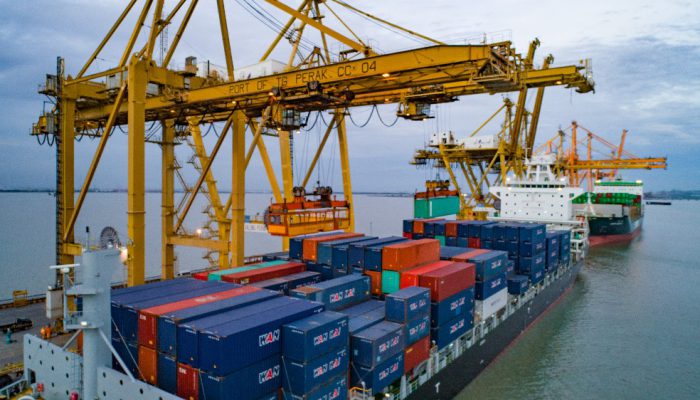 Di Tengah Dinamika Logistik Global, TPS Bukukan Pertumbuhan Arus Peti Kemas
