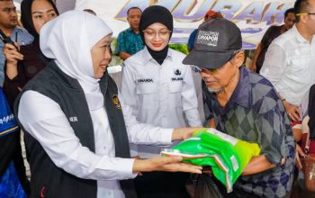 Gubernur Khofifah Hadirkan Sembako Murah untuk Warga Kediri Menjelang Idul Adha
