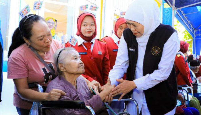 Gubernur Jawa Timur Pastikan Lansia Jatim Tetap Bermartabat dan Sejahtera