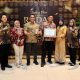 Biro Adpim Jatim Diganjar Jawa Pos Radar Mojokerto Awards 2026 Berkat Inovasi Komunikasi Publik Kolaboratif