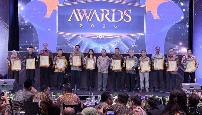 PT Terminal Teluk Lamong Raih Radar Surabaya Awards 2026 Berkat Inovasi EAZI