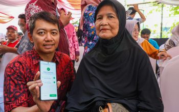Digitalisasi Bansos di Surabaya Berhasil Tekan Salah Sasaran, Pendataan Perlinsos Capai 99,94 Persen