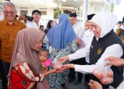 Tekan Inflasi dan Jaga Daya Beli, Gubernur Khofifah Perluas Pasar Murah di Jawa Timur