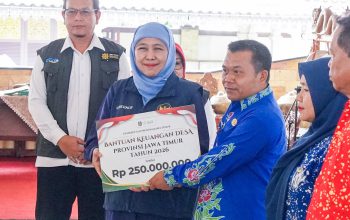 Khofifah Salurkan Rp9,87 Miliar untuk Warga Magetan, Sasar Lansia hingga Penyandang Disabilitas