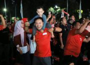 Garuda Juara FIFA ASEAN Cup 2026, Ribuan Warga Surabaya Gegap Gempita di Grahadi