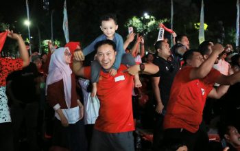 Garuda Juara FIFA ASEAN Cup 2026, Ribuan Warga Surabaya Gegap Gempita di Grahadi
